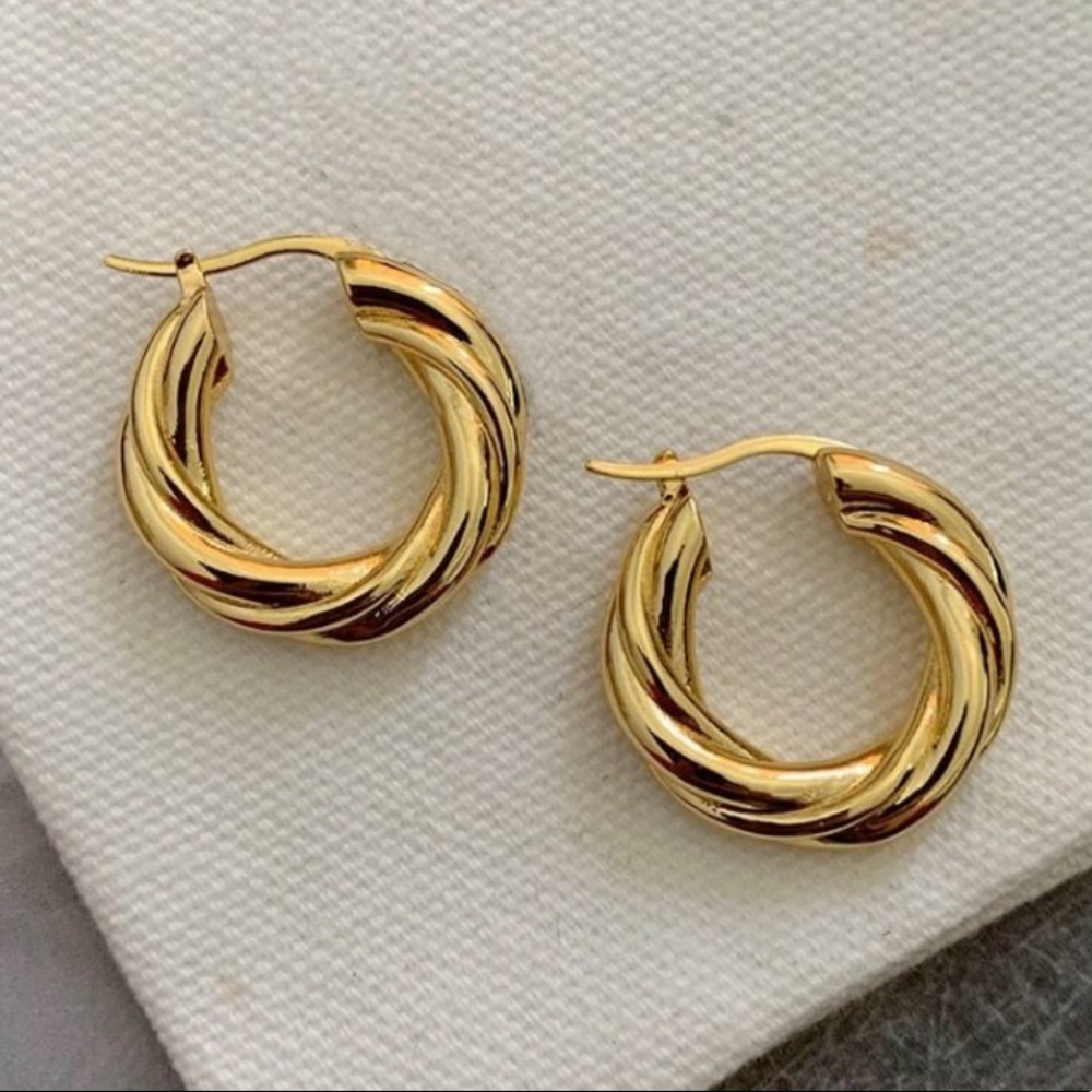OMA THE LABEL ABMA HOOPS